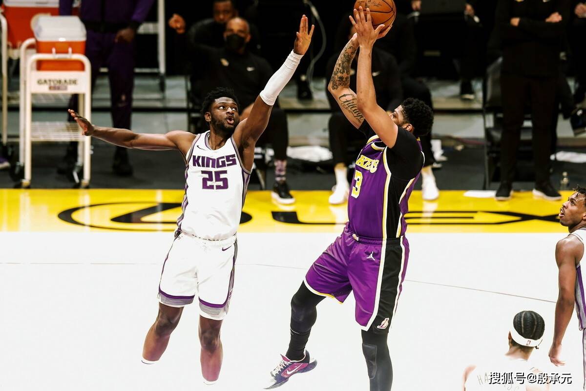 电子竞技下载入口-这也行？西汉姆围绕NBA总决赛完成体检浓眉哥赛事官方发布关键助攻新规，赛前广厦男篮调整名单以备NBA季后赛的简单介绍